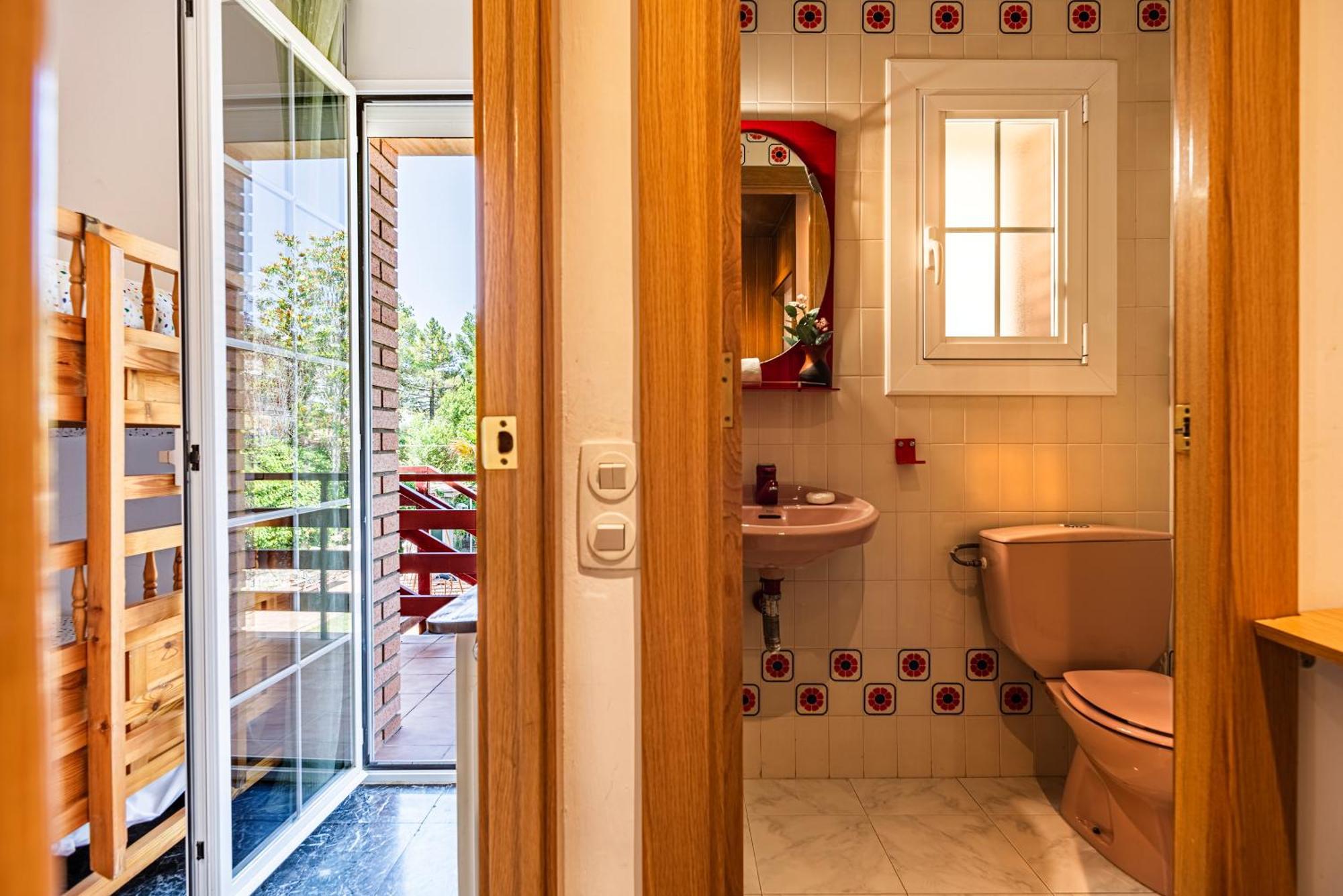 Espacio De Paz, Ideal Para Familias Villa Amalia La Llacuna Exterior foto
