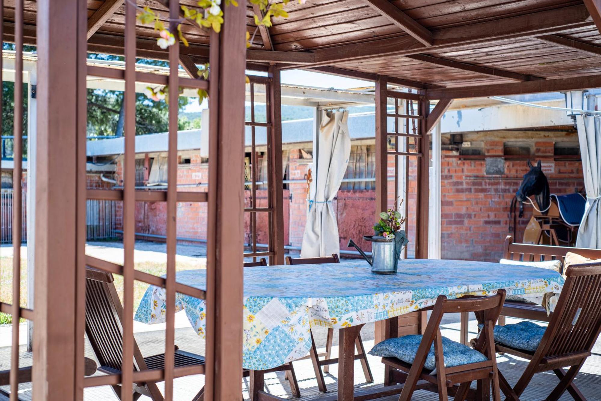 Espacio De Paz, Ideal Para Familias Villa Amalia La Llacuna Exterior foto
